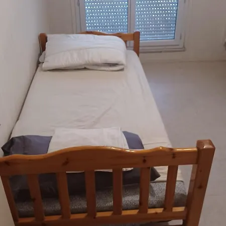 Meublé 2 Pièces Appartamento